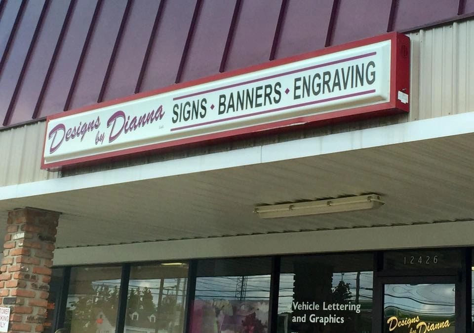Designs By Dianna custom exterior sign